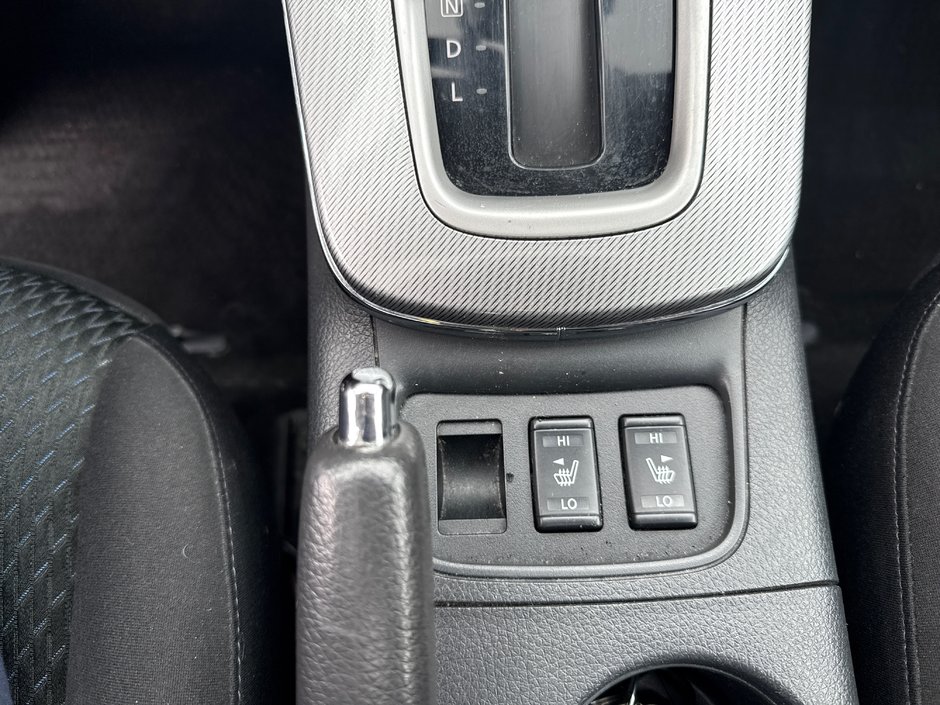 Nissan Sentra  2015-14