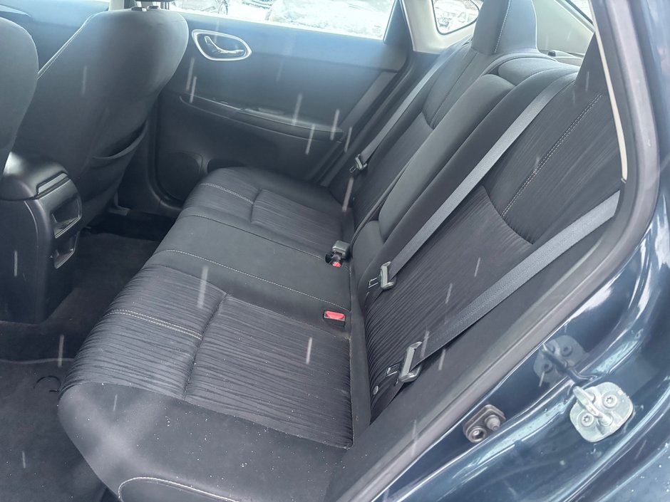 Nissan Sentra SV 2016-4