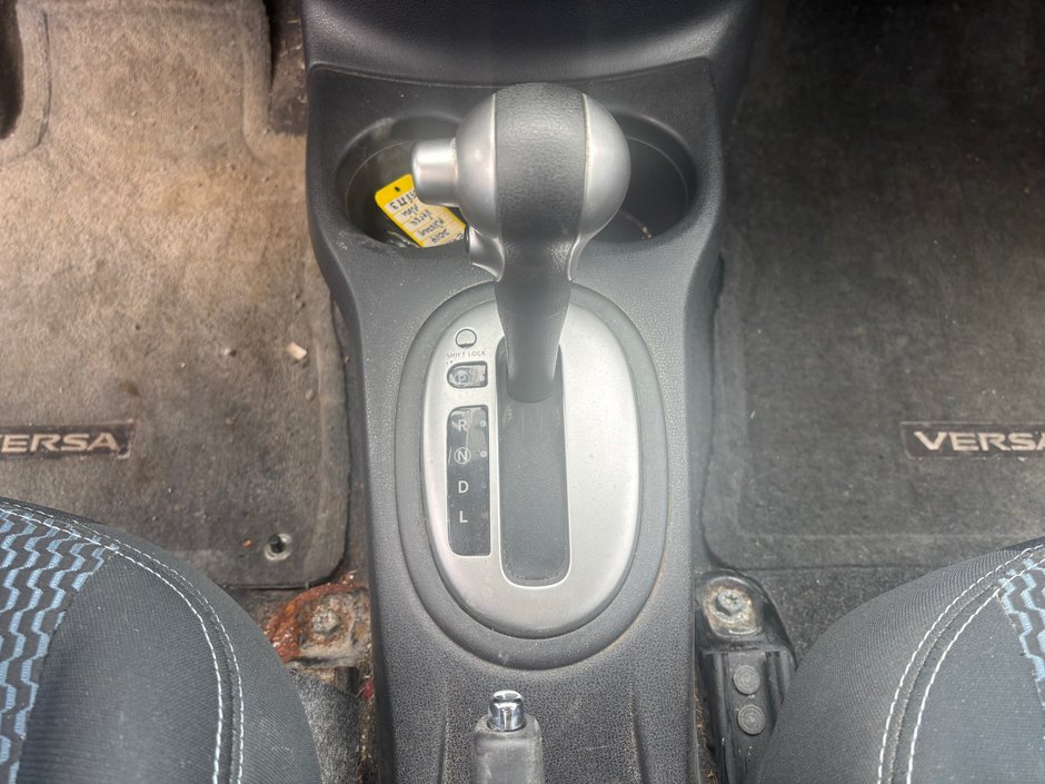 Nissan Versa Note SL 2014-14