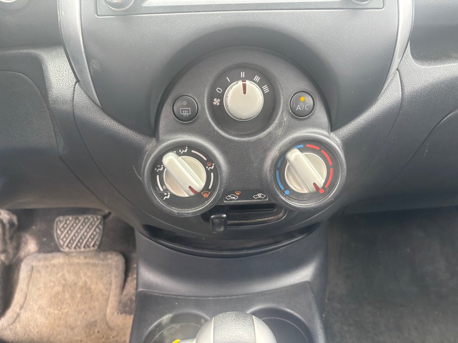 Nissan Versa Note SL 2014-13