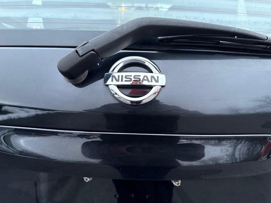 Nissan Versa Note SV 2015-14
