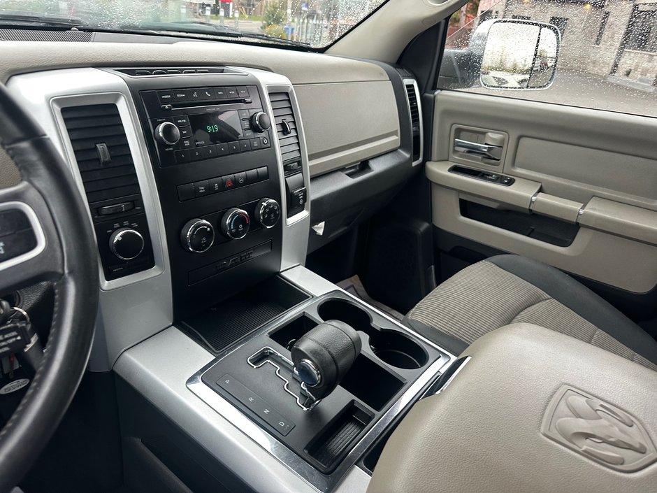 2011 Ram 1500 Big Horn-8