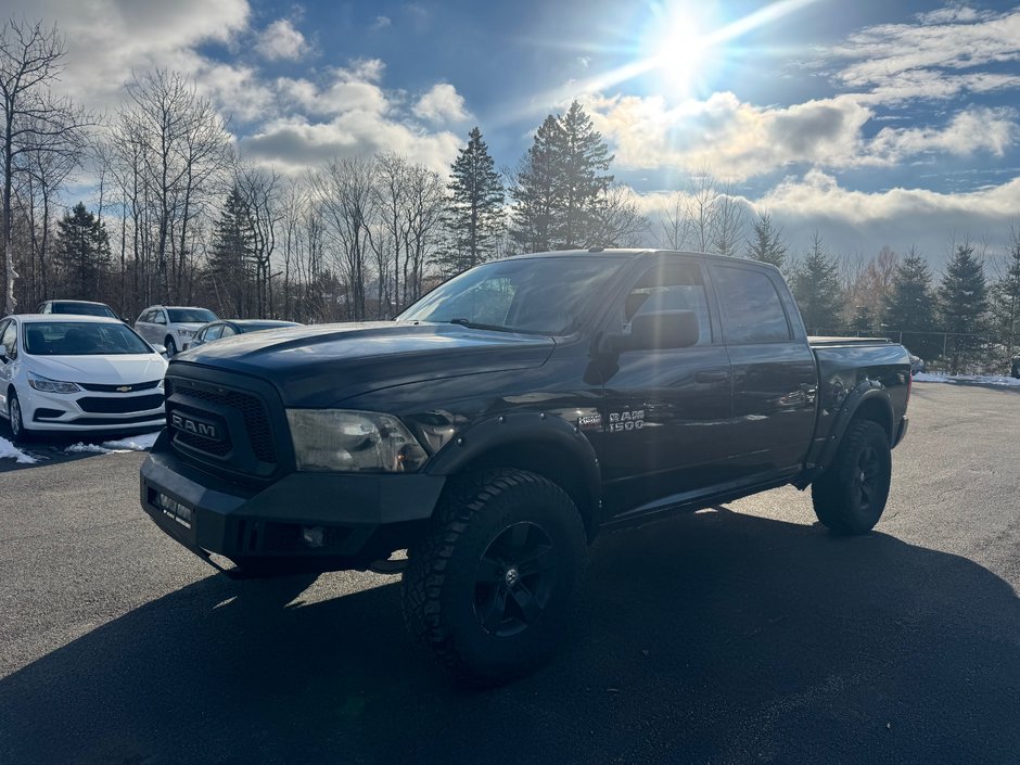 2017 Ram 1500 SXT-2