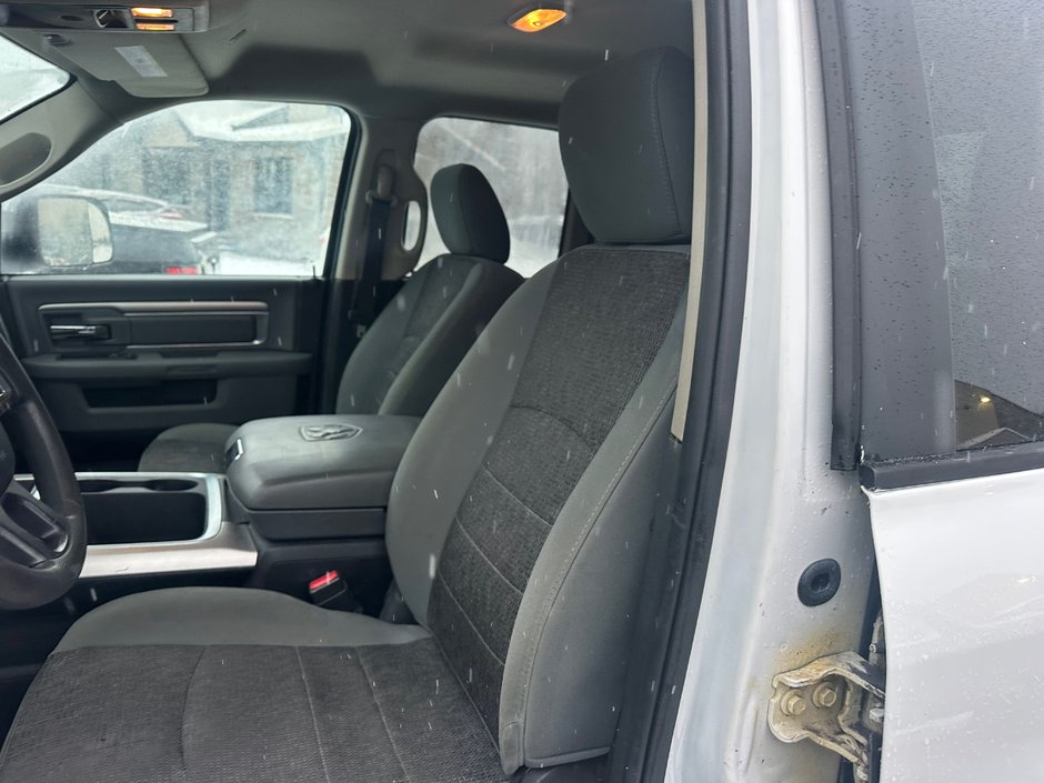 Ram 1500 SLT 2017-10