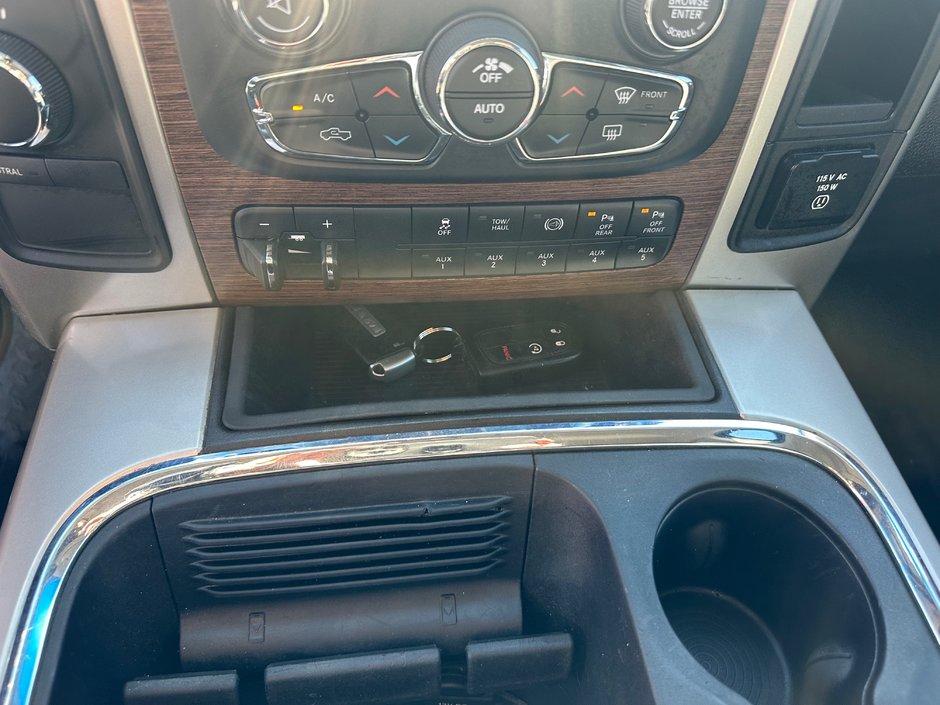 Ram 2500 LARAMIE 2016-14