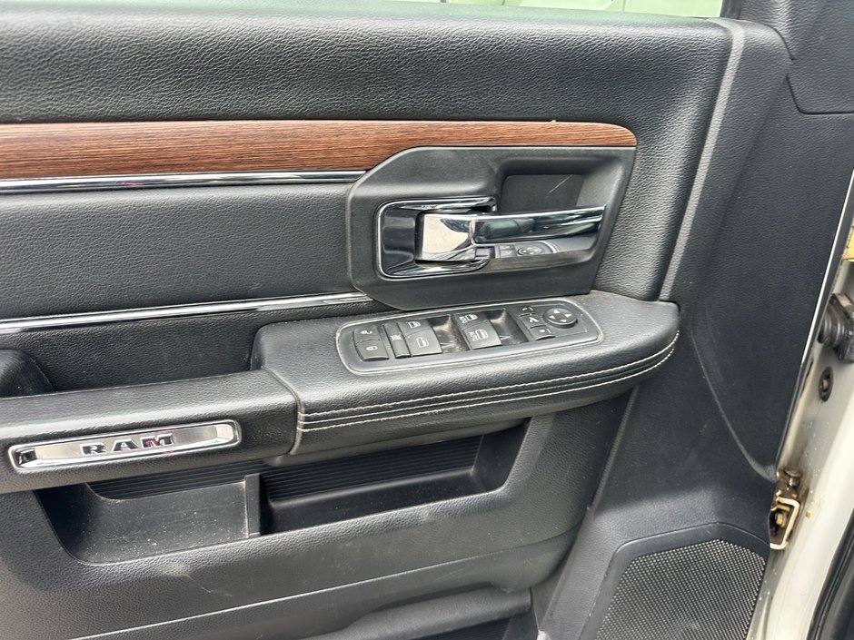 Ram 2500 Laramie Cummins Turbo Diesel 2016-7