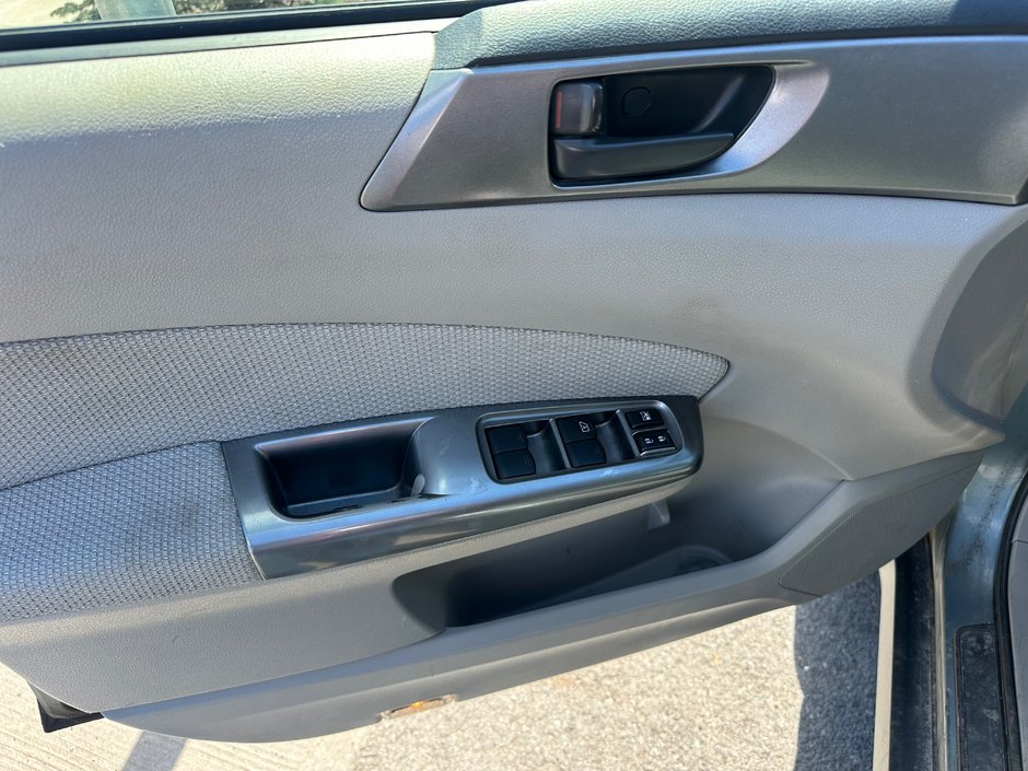 2013 Subaru Forester X Touring-13