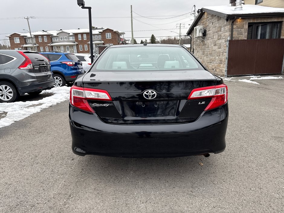 Toyota Camry LE 2012-5