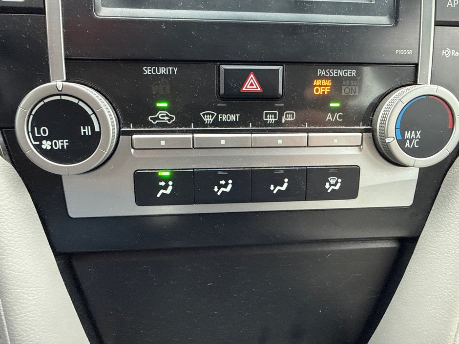 Toyota Camry LE 2012-28