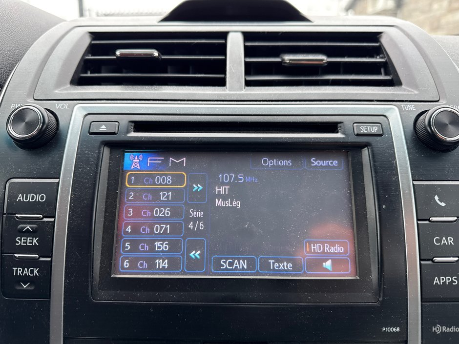 Toyota Camry LE 2012-27