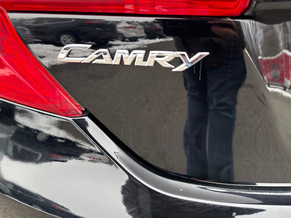 Toyota Camry LE 2012-6