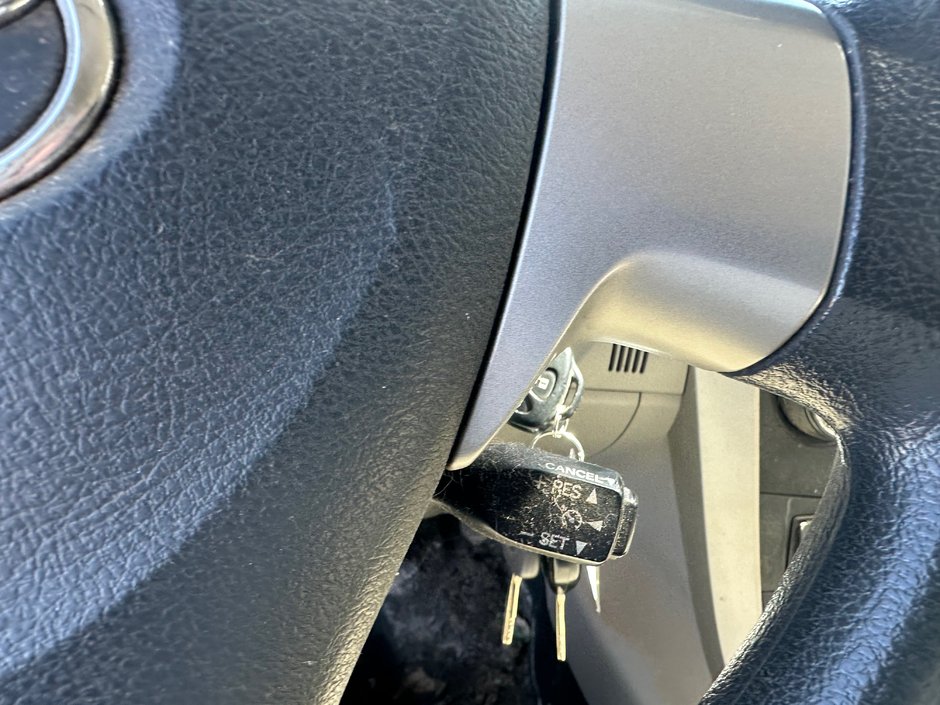 2013 Toyota Corolla LE-8