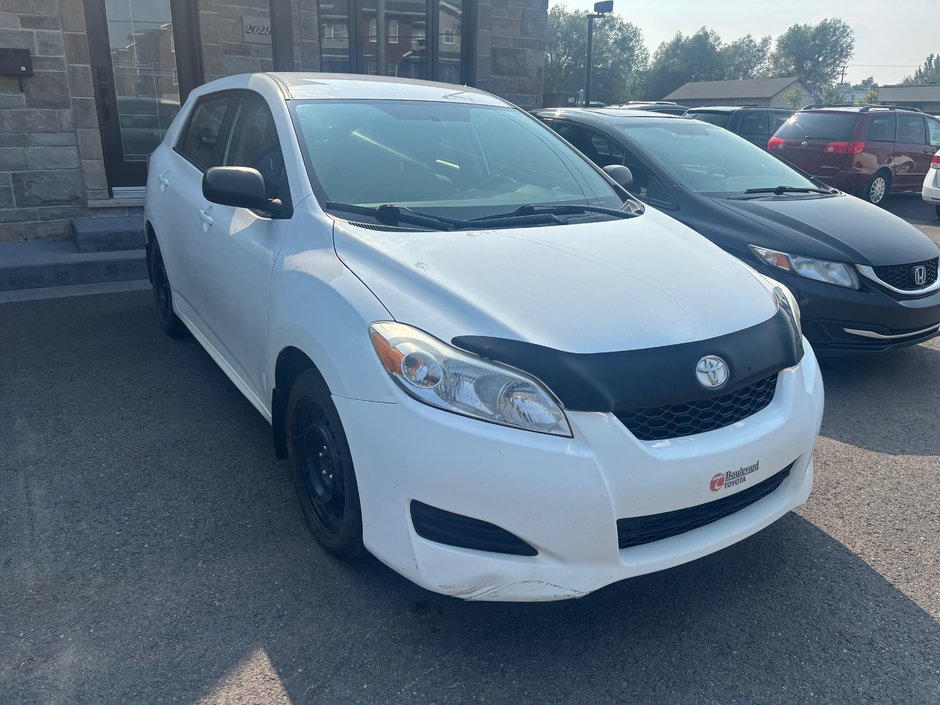2014 Toyota Matrix BASE-0