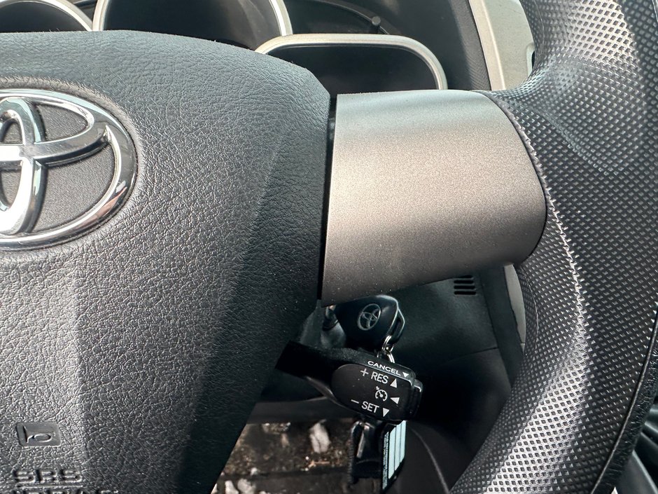 Toyota Matrix BASE 2014-9