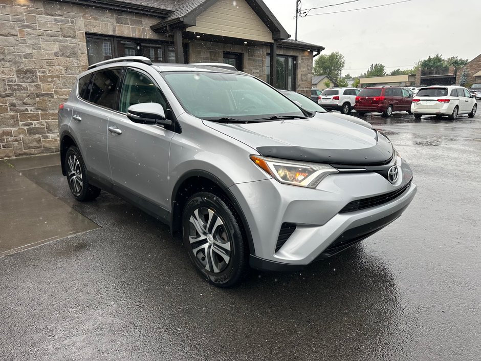 2016 Toyota RAV4 LE-0