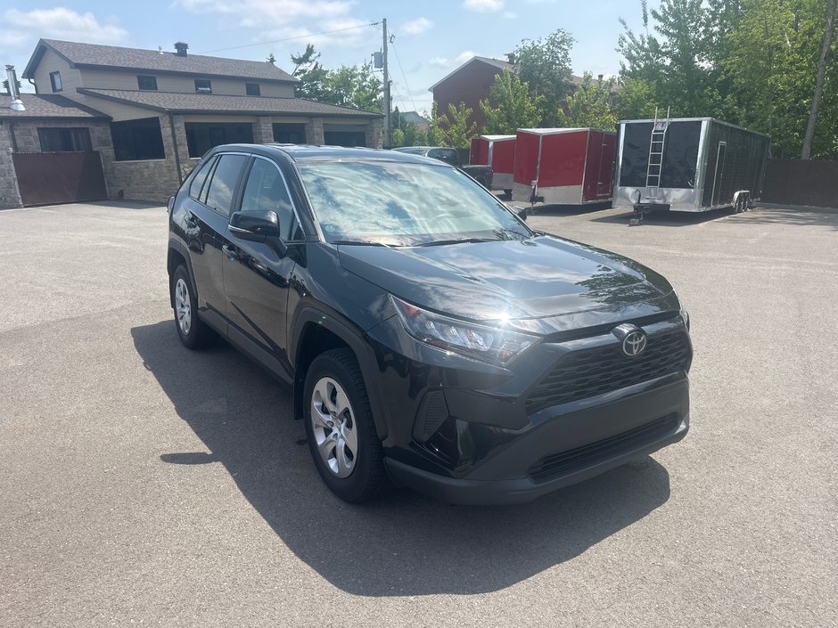 2022 Toyota RAV4 LE-0