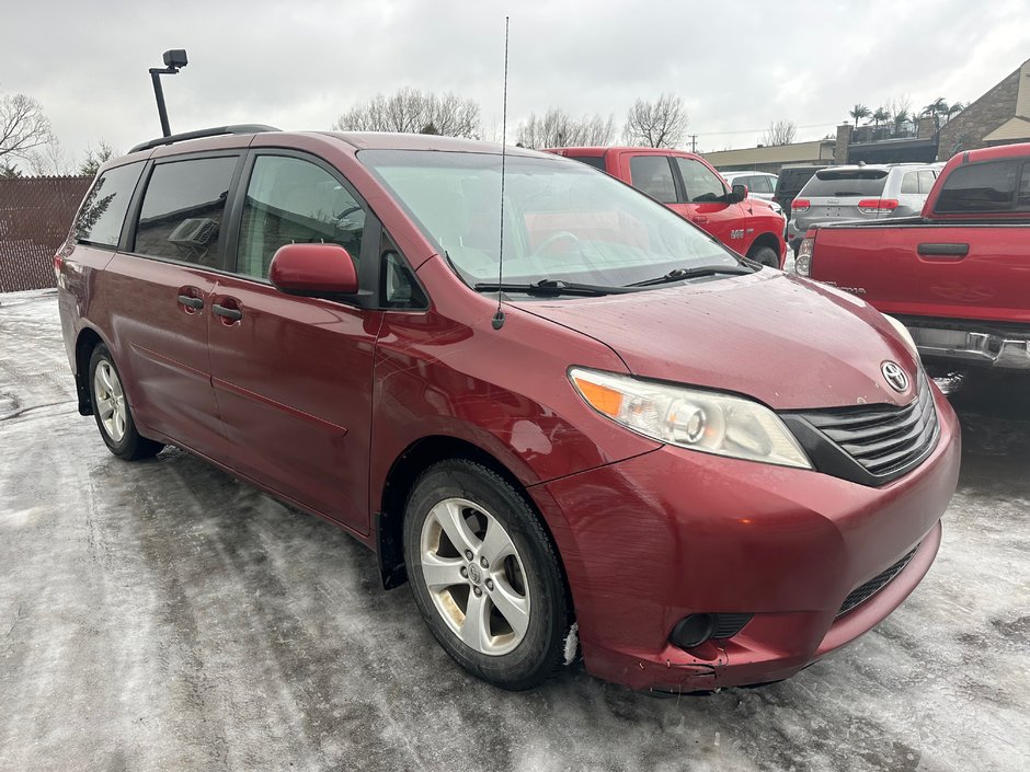 Toyota Sienna V6 2013 | #{stock} | Automobiles Desjardins à Québec