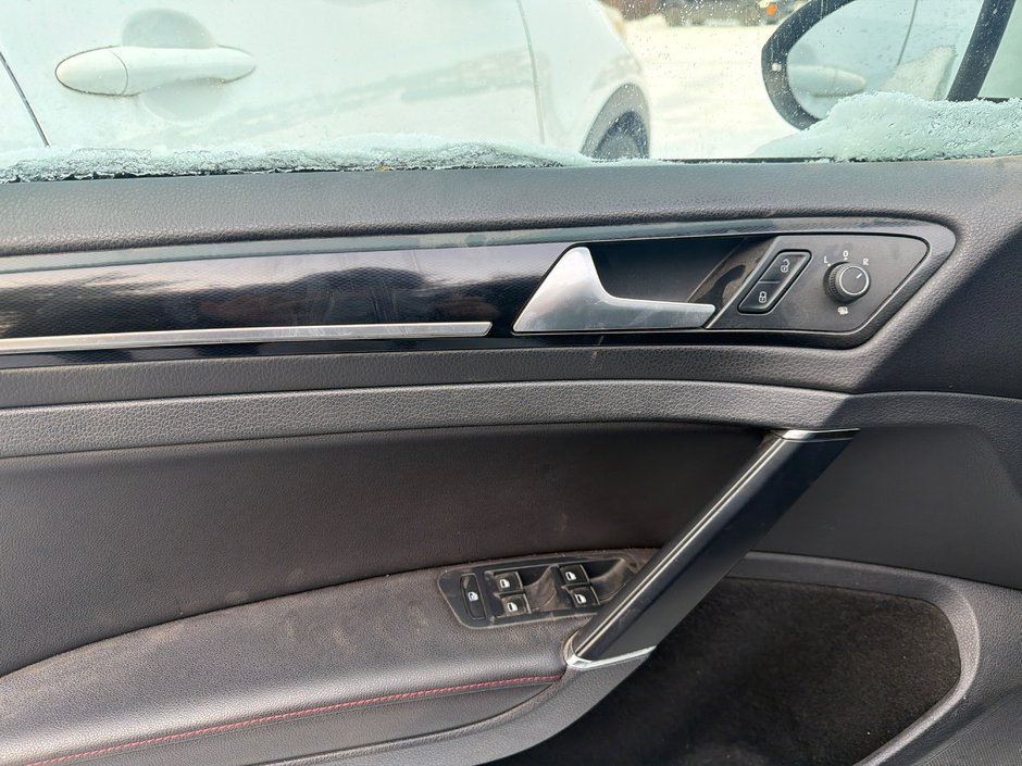 2015 Volkswagen Golf GTI Autobahn-4