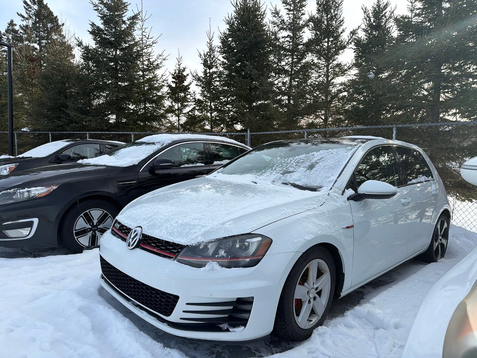 2015 Volkswagen Golf GTI Autobahn-1