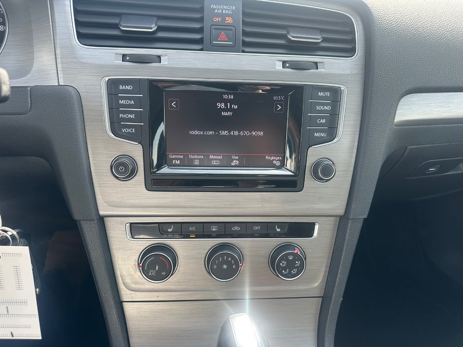 2015 Volkswagen Golf TSI-12