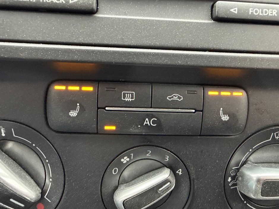 Volkswagen Jetta TRENDLINE PLUS 2012-17