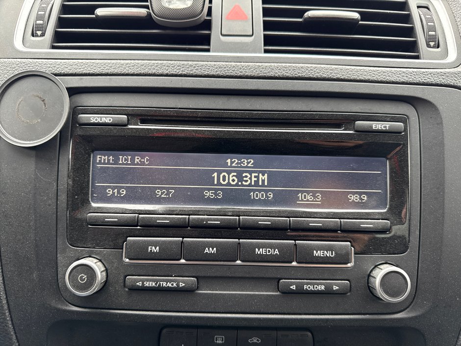 Volkswagen Jetta TRENDLINE PLUS 2012-16