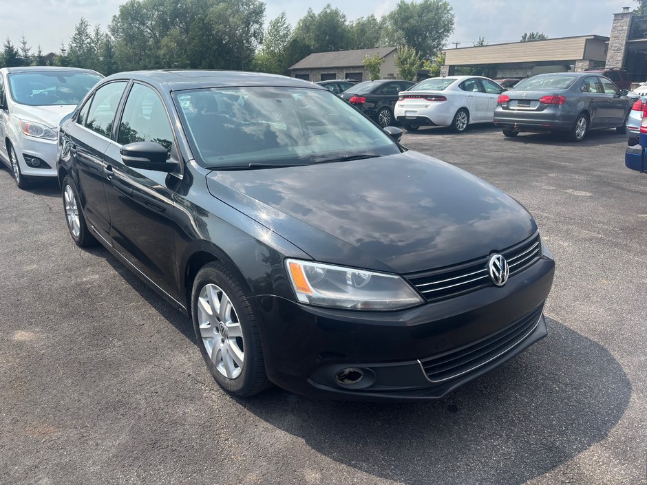 Volkswagen Jetta Sedan Comfortline 2014-0