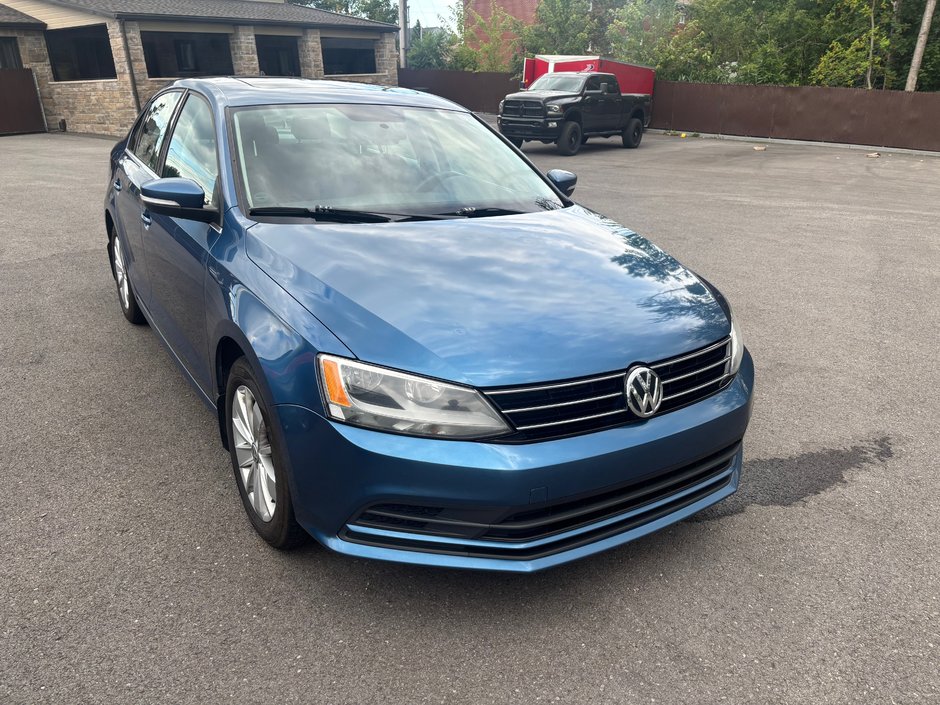 Volkswagen Jetta COMFORTLINE 2016-0