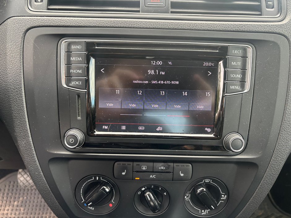 Volkswagen Jetta COMFORTLINE 2016-11