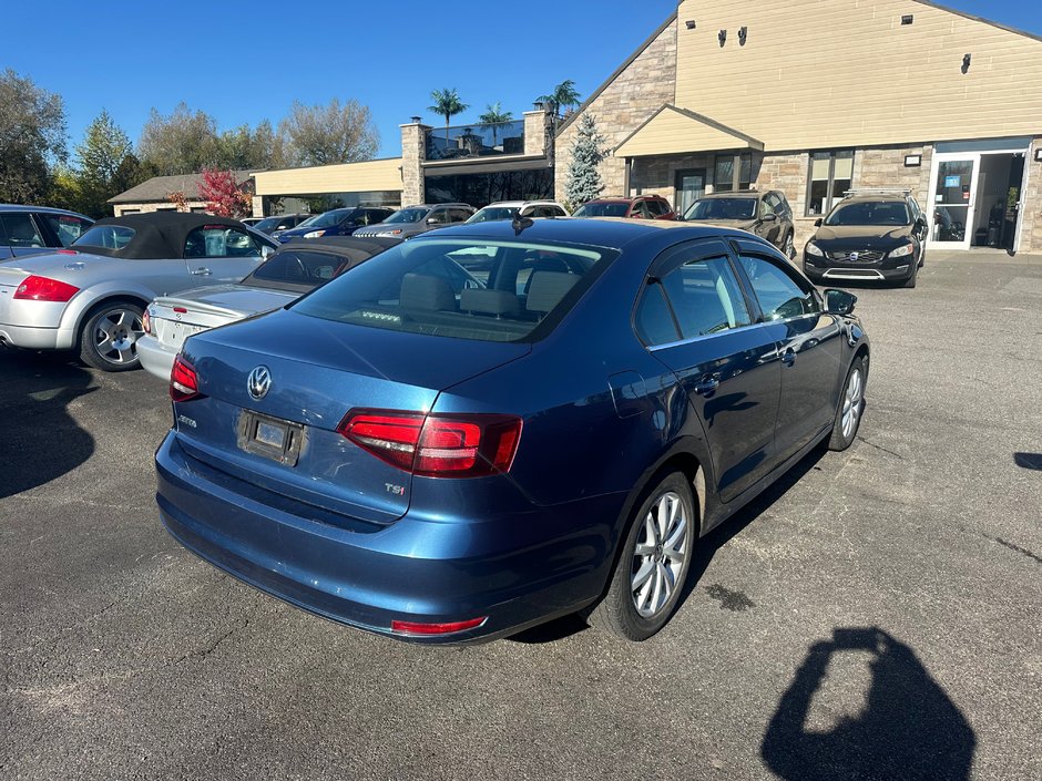 Volkswagen Jetta COMFORTLINE 2016-1