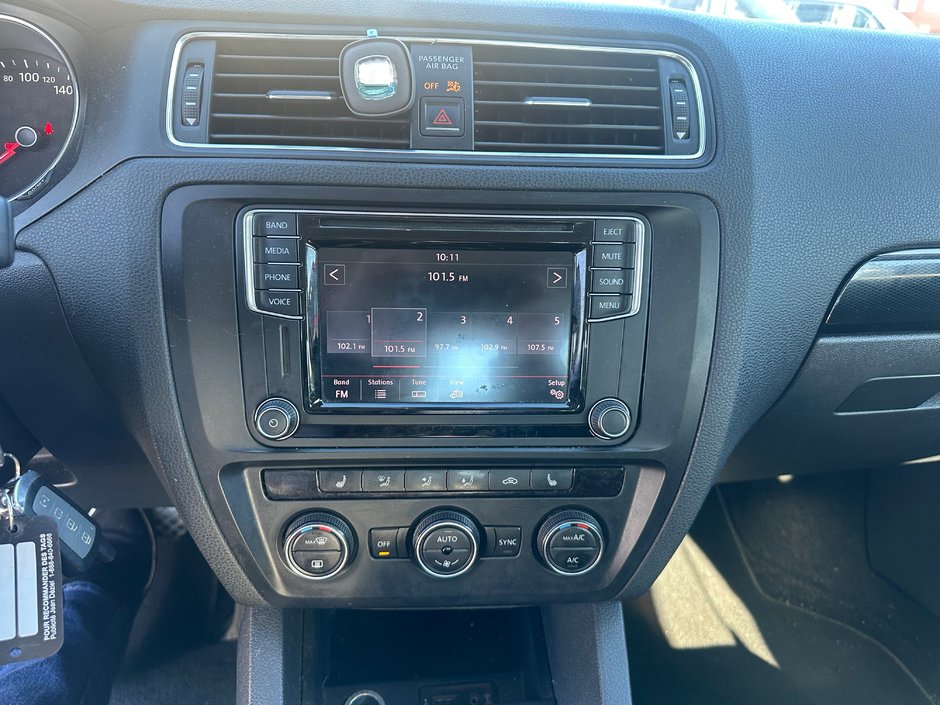 Volkswagen Jetta COMFORTLINE 2016-11