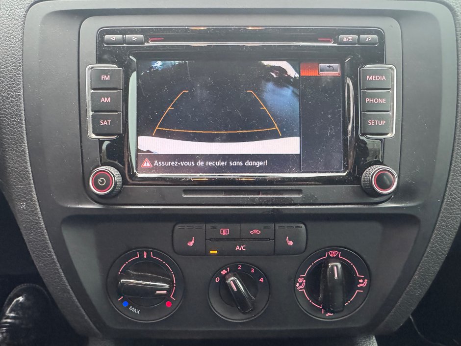 Volkswagen Jetta TRENDLINE + 2015-12