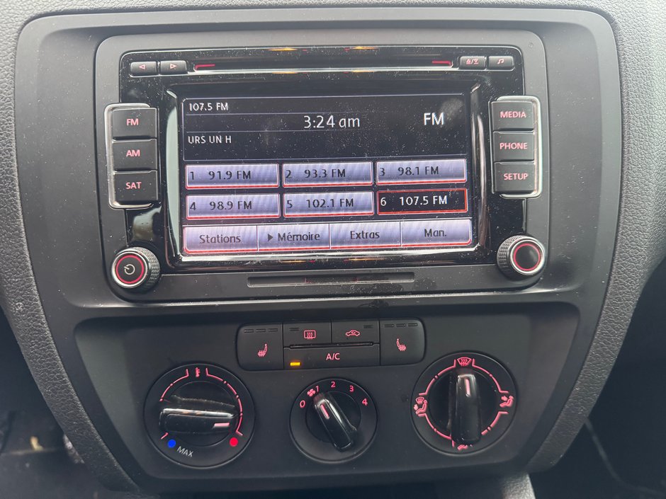 Volkswagen Jetta TRENDLINE + 2015-11