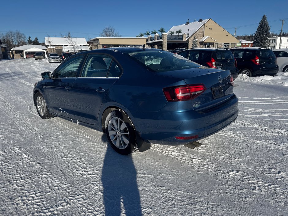 Volkswagen Jetta COMFORTLINE 2016-5