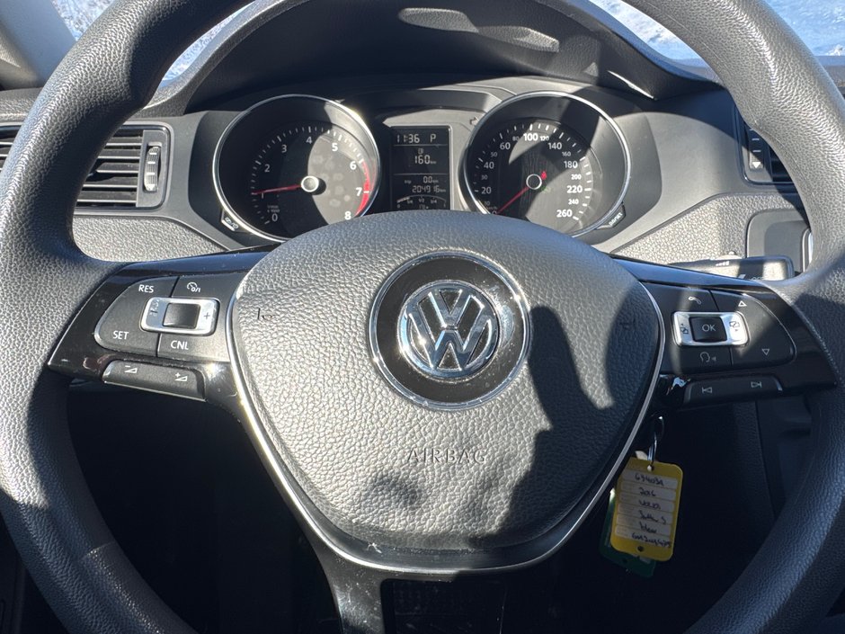 Volkswagen Jetta COMFORTLINE 2016-10