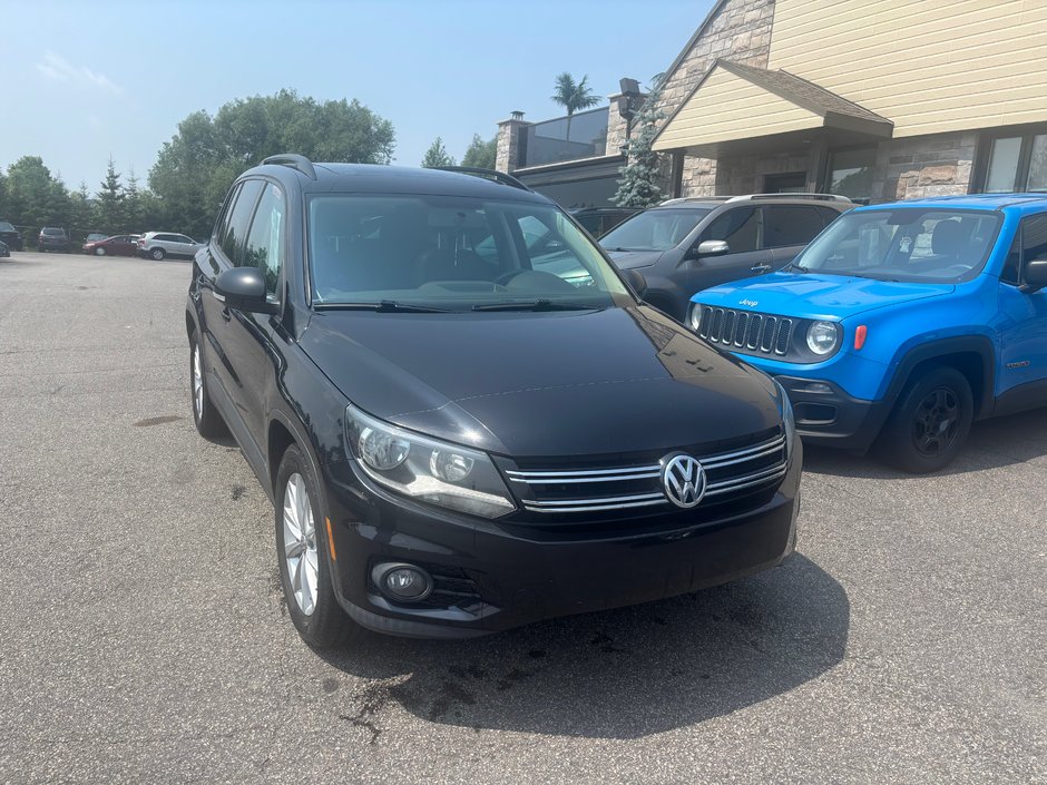 Volkswagen Tiguan 2.0 TSI COMFORTLINE 2012-0