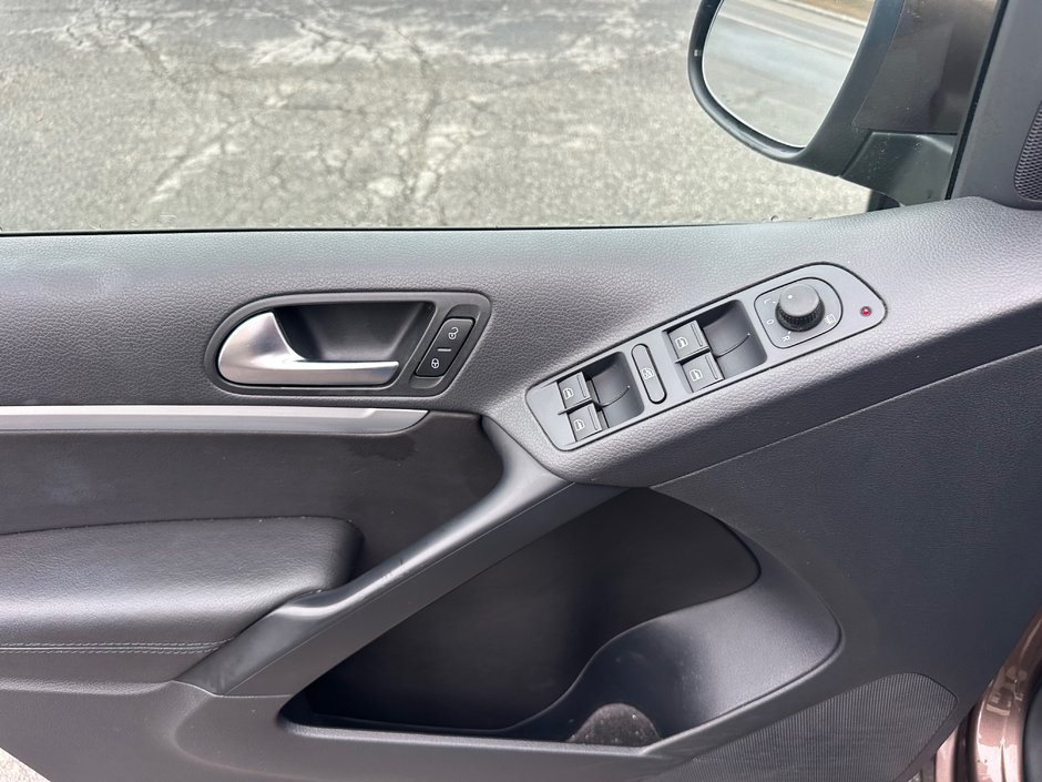 Volkswagen Tiguan 2.0 TSI 4 Motion 2015-10