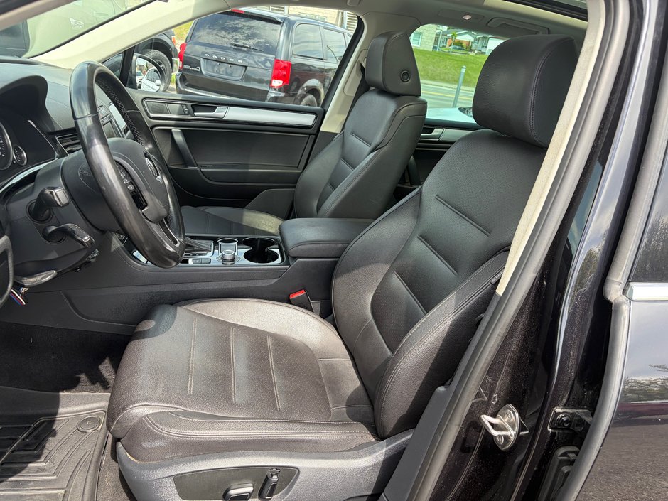 2016 Volkswagen Touareg Highline-7