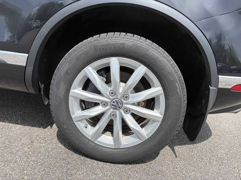 2016 Volkswagen Touareg Highline-6