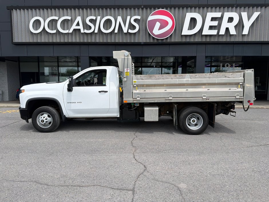 Chevrolet Silverado 3500HD CC Work Truck 2023 à Saint-Jean-Sur-Richelieu, Québec