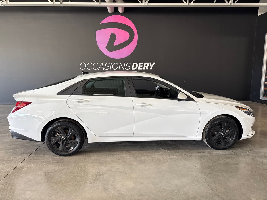 2022 Hyundai Elantra Preferred in Saint-Jean-Sur-Richelieu, Quebec
