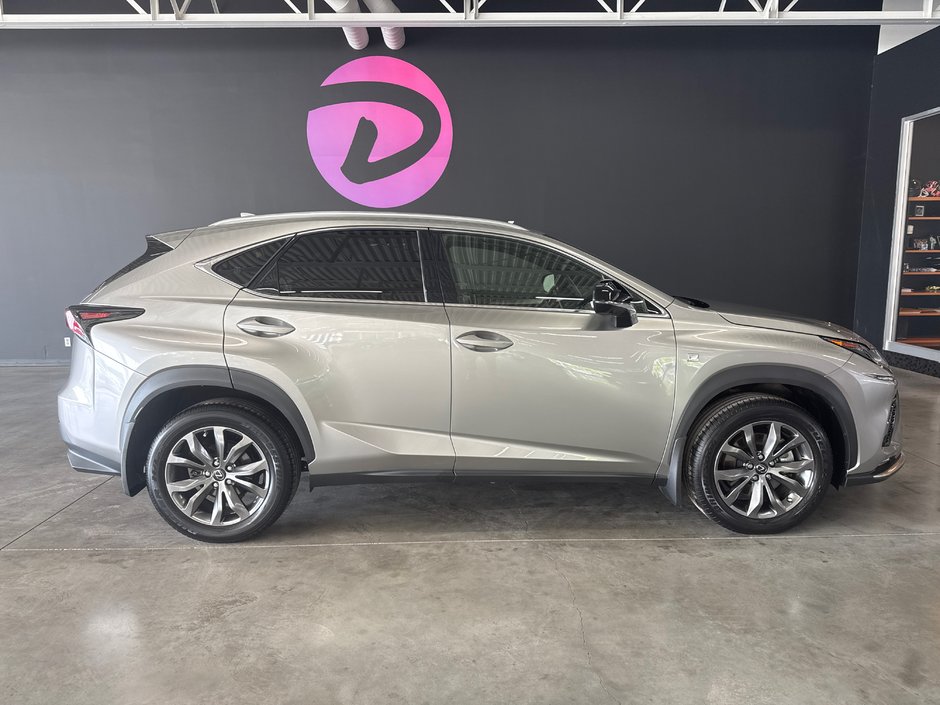 Lexus NX 300 2020 à Saint-Jean-Sur-Richelieu, Québec
