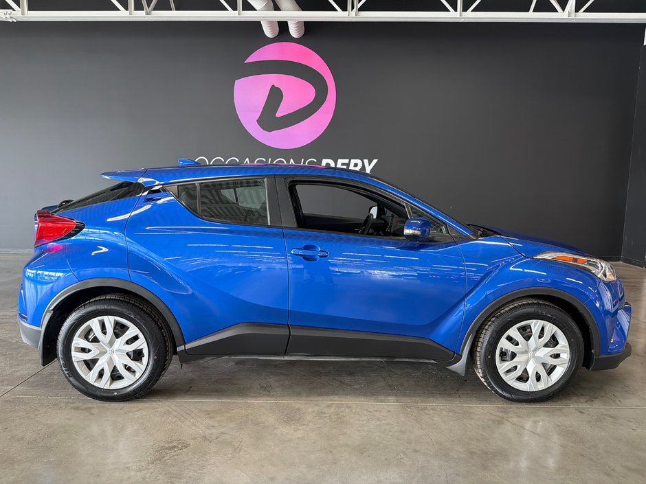 2019 Toyota C-HR LE in Saint-Jean-Sur-Richelieu, Quebec