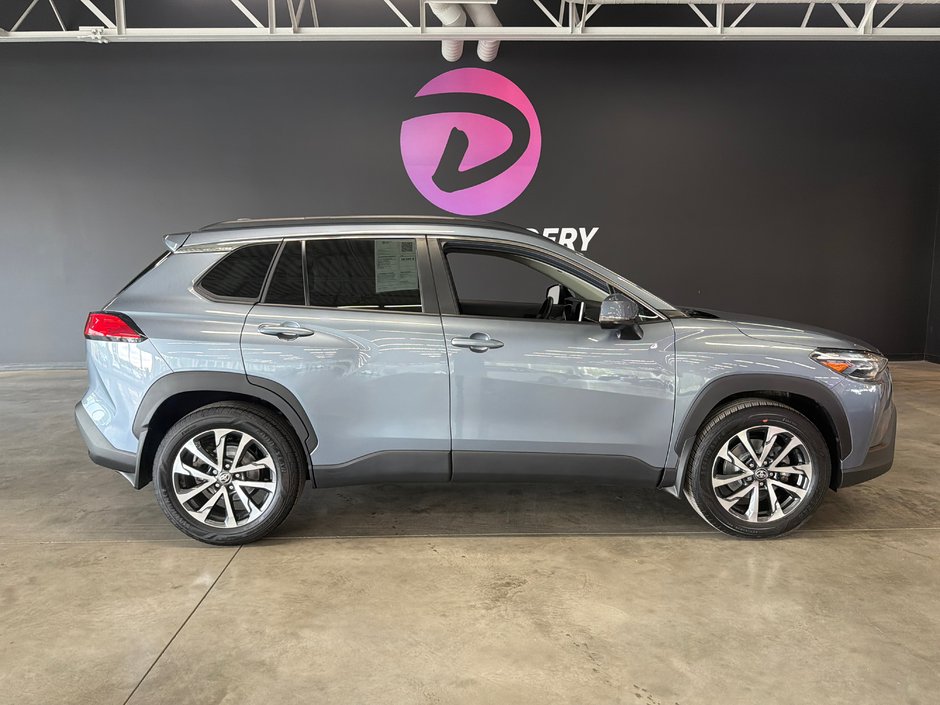 Toyota Corolla Cross XLE 2023 à Saint-Jean-Sur-Richelieu, Québec