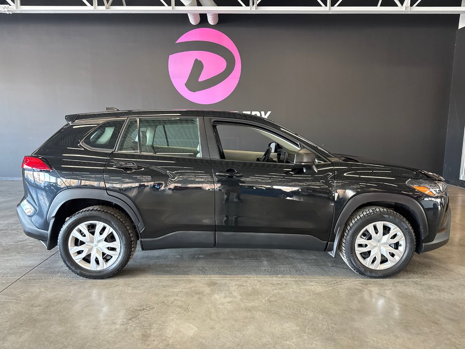 2025 Toyota Corolla Cross L in Saint-Jean-Sur-Richelieu, Quebec