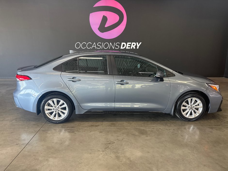 Toyota Corolla  2023 à Saint-Jean-Sur-Richelieu, Québec