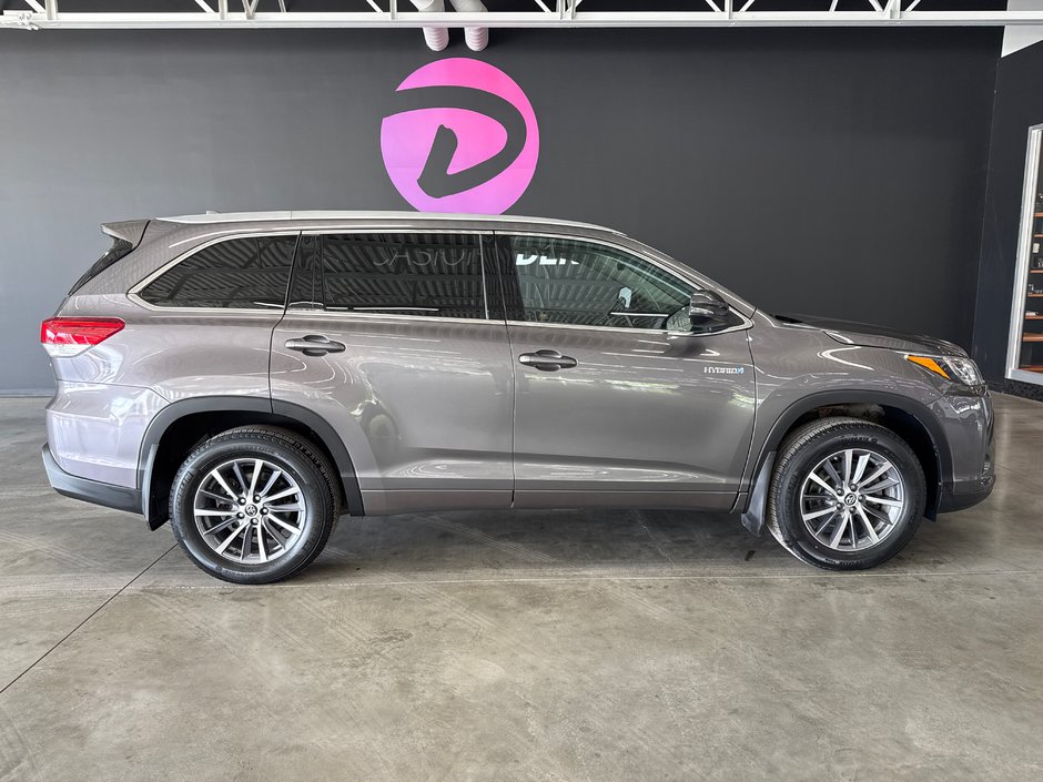 Toyota Highlander Hybrid XLE 2018 à Saint-Jean-Sur-Richelieu, Québec