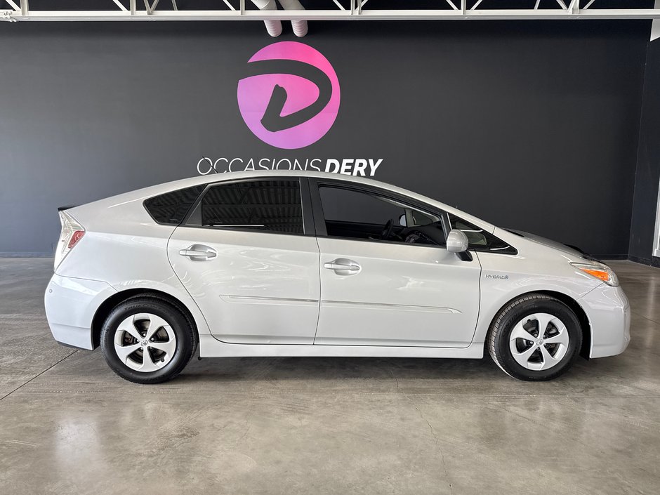 Toyota Prius  2015 à Saint-Jean-Sur-Richelieu, Québec