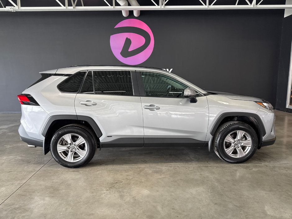 2022 Toyota RAV4 Hybrid XLE in Saint-Jean-Sur-Richelieu, Quebec