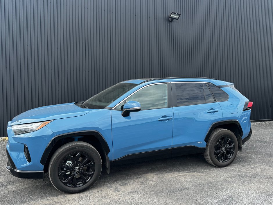 Toyota RAV4 Hybrid SE 2025 à Saint-Jean-Sur-Richelieu, Québec